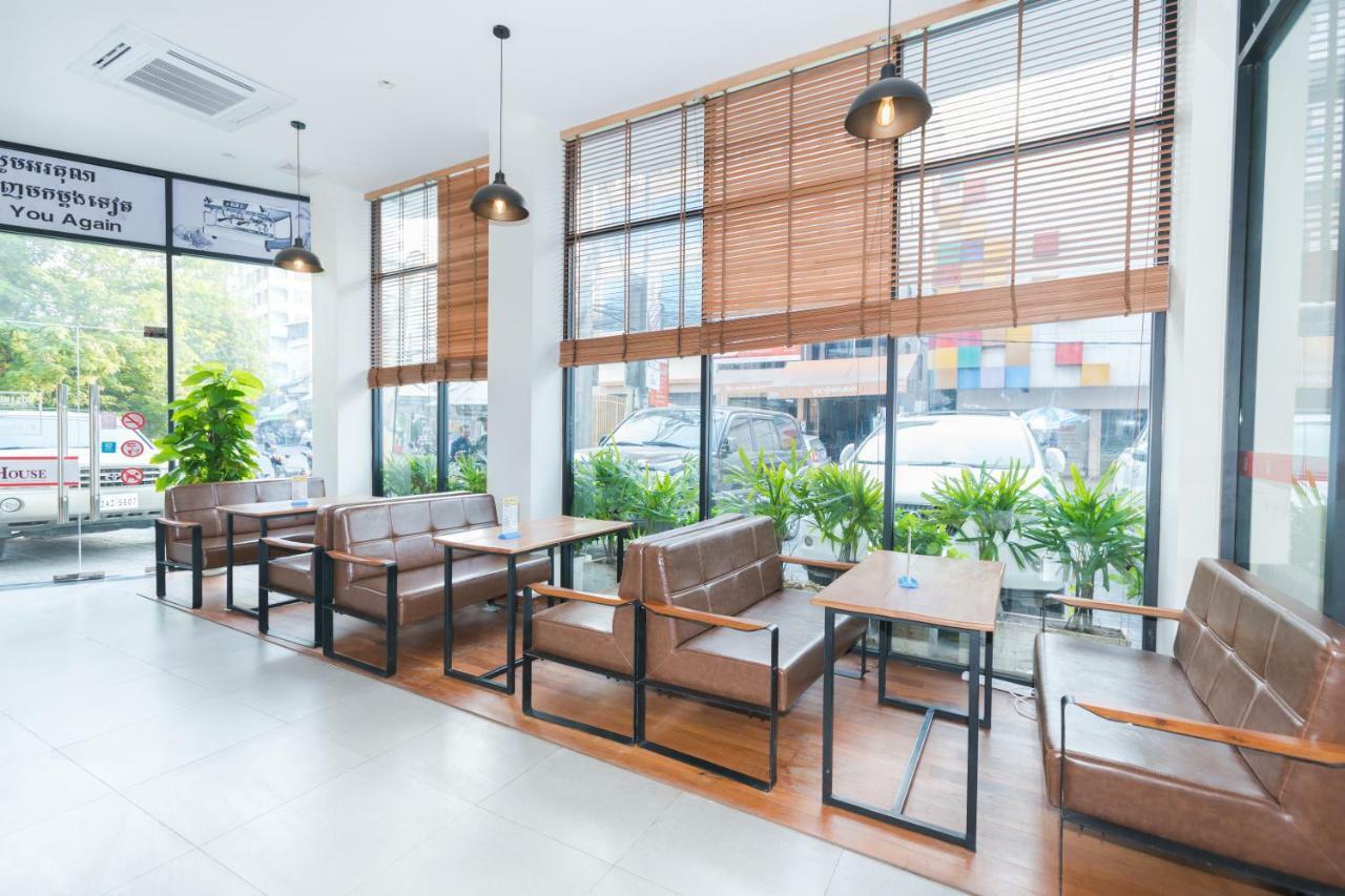 7 Days Premium Hotel Phnom Penh Exterior foto